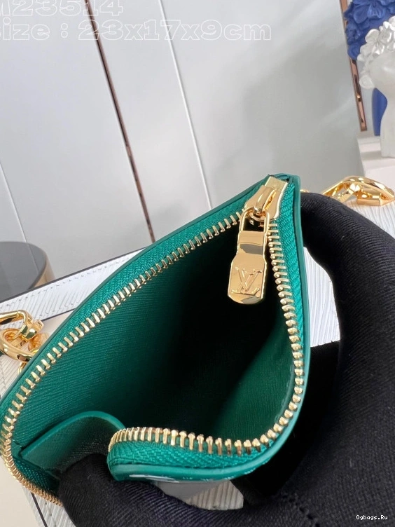 VUITTON TWIST LOUIS MM 0130